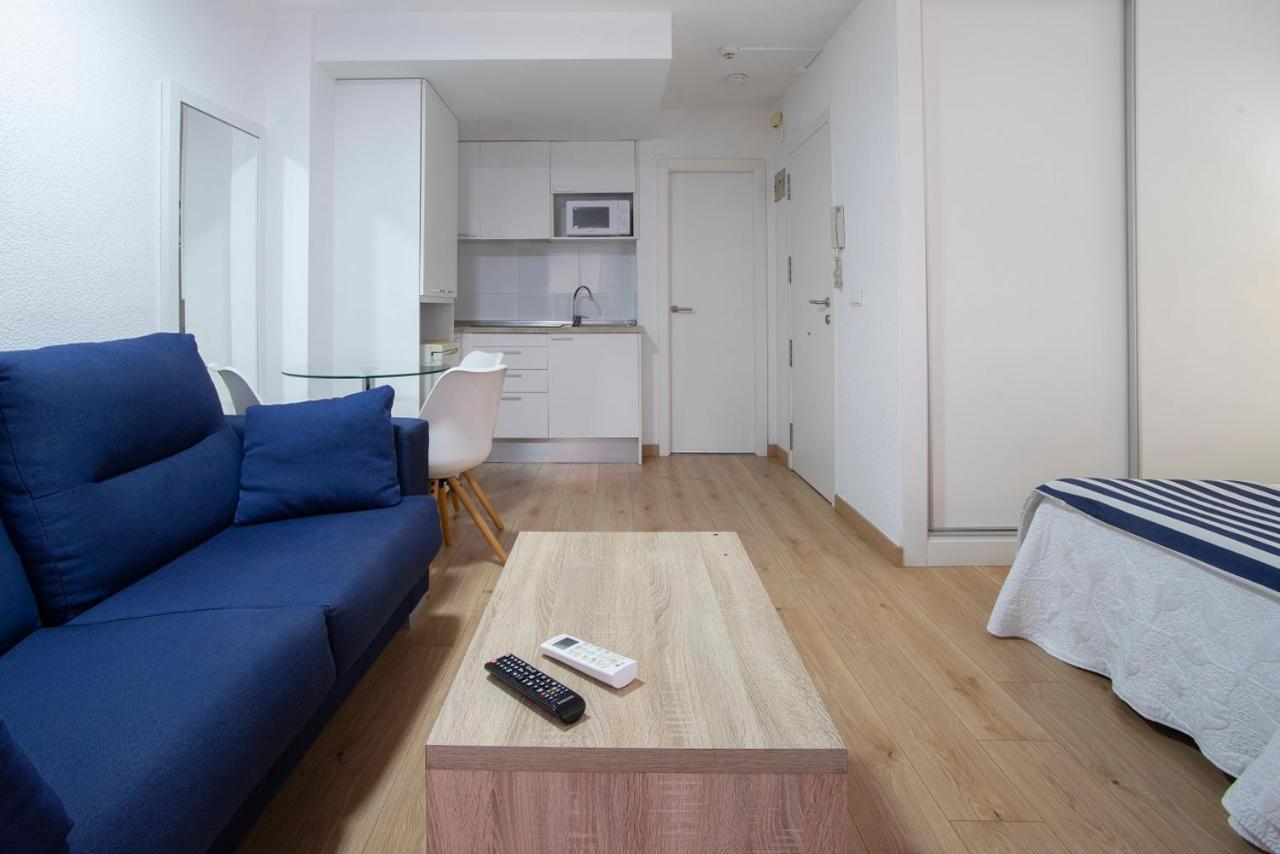 Apartamentos La Mar Benidorm Bagian luar foto