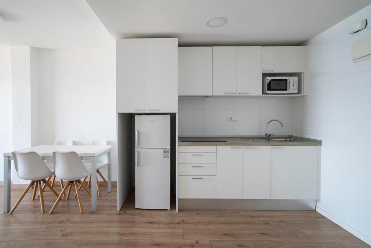Apartamentos La Mar Benidorm Bagian luar foto